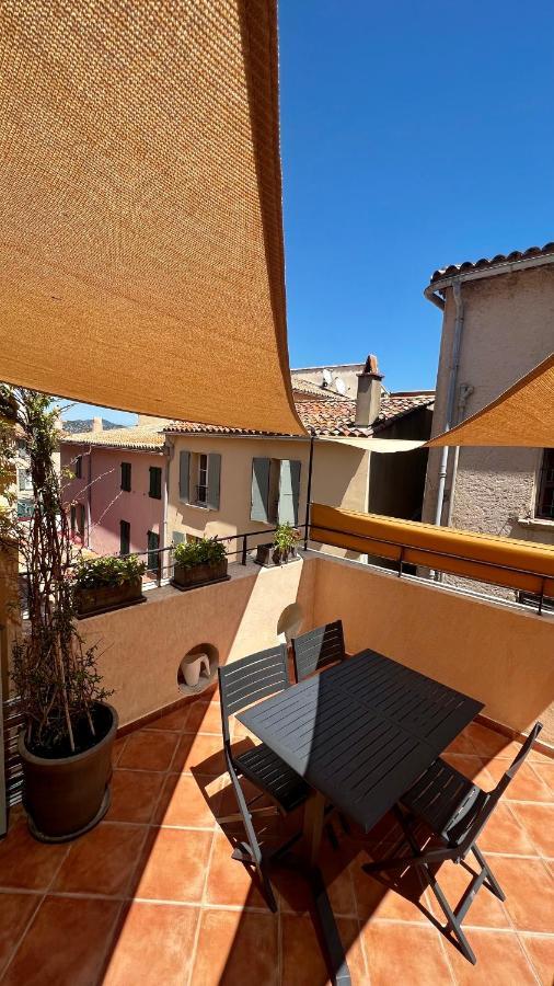 Saint-Tropez Centre - Grand Studio Avec Terrasse Luaran gambar
